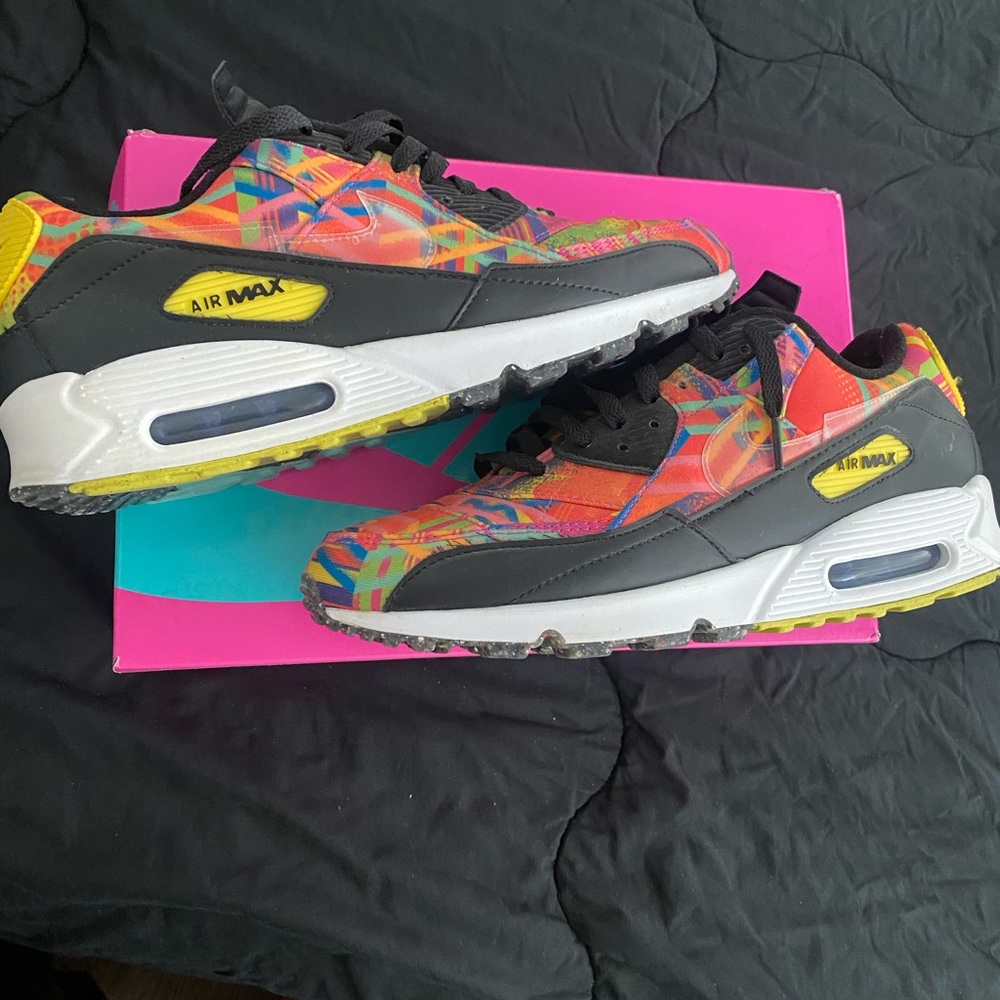 Nike LA Familia Size 12 Men's